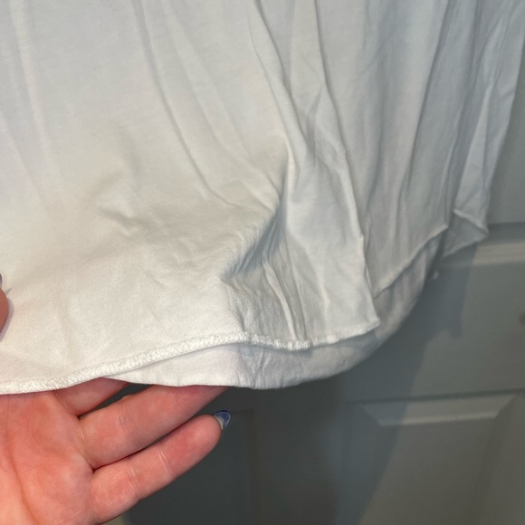 WILFRED white vneck tank - Picture 3 of 4